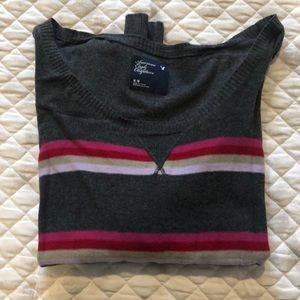 Medium light weight sweater.
